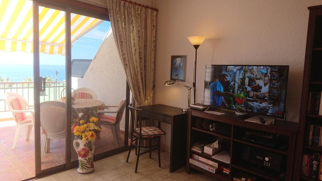 Apartment mit Sonnenterrasse und Panorama - Meerblick, 5 Min. von Hafen + Strand Acantilado de los Gigantes Exterior foto